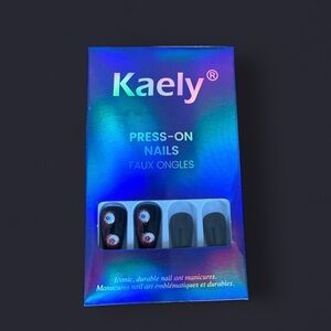 Black Press-On Nails